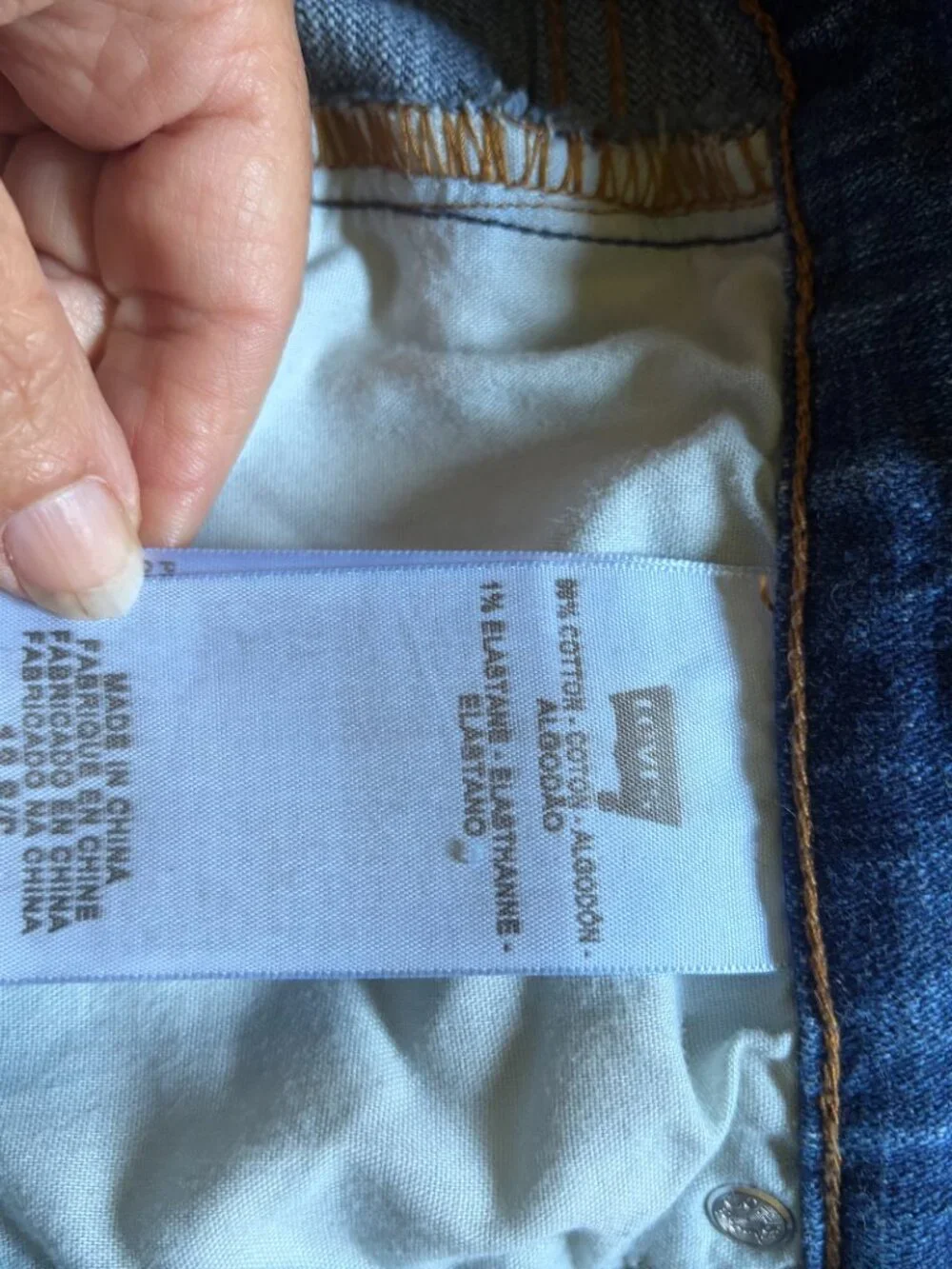 Levi's 505 straight Leg Size 12/S 98% Cotton
